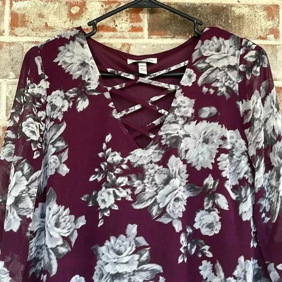 Speechless Plum Floral Sheer Lined Tunic Blouse - Picture 7 of 8